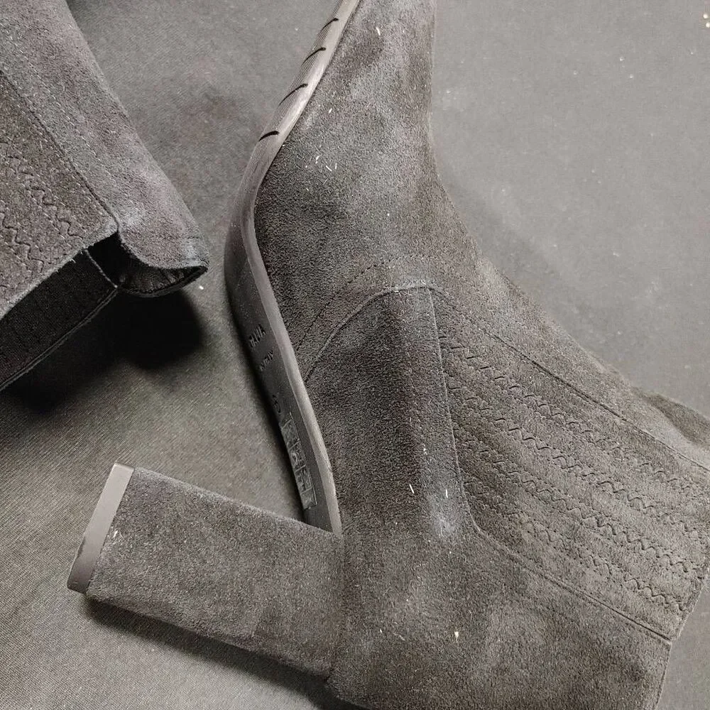 New Aquatalia Lanna Black Silky Suede 75mm Heeled Ankle Booties 6 - Picture 5 of 6